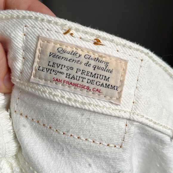 Levi’s Premium 501 Garden Variety Cream Floral High Rise Denim Jeans Shorts 28 - Picture 12 of 15